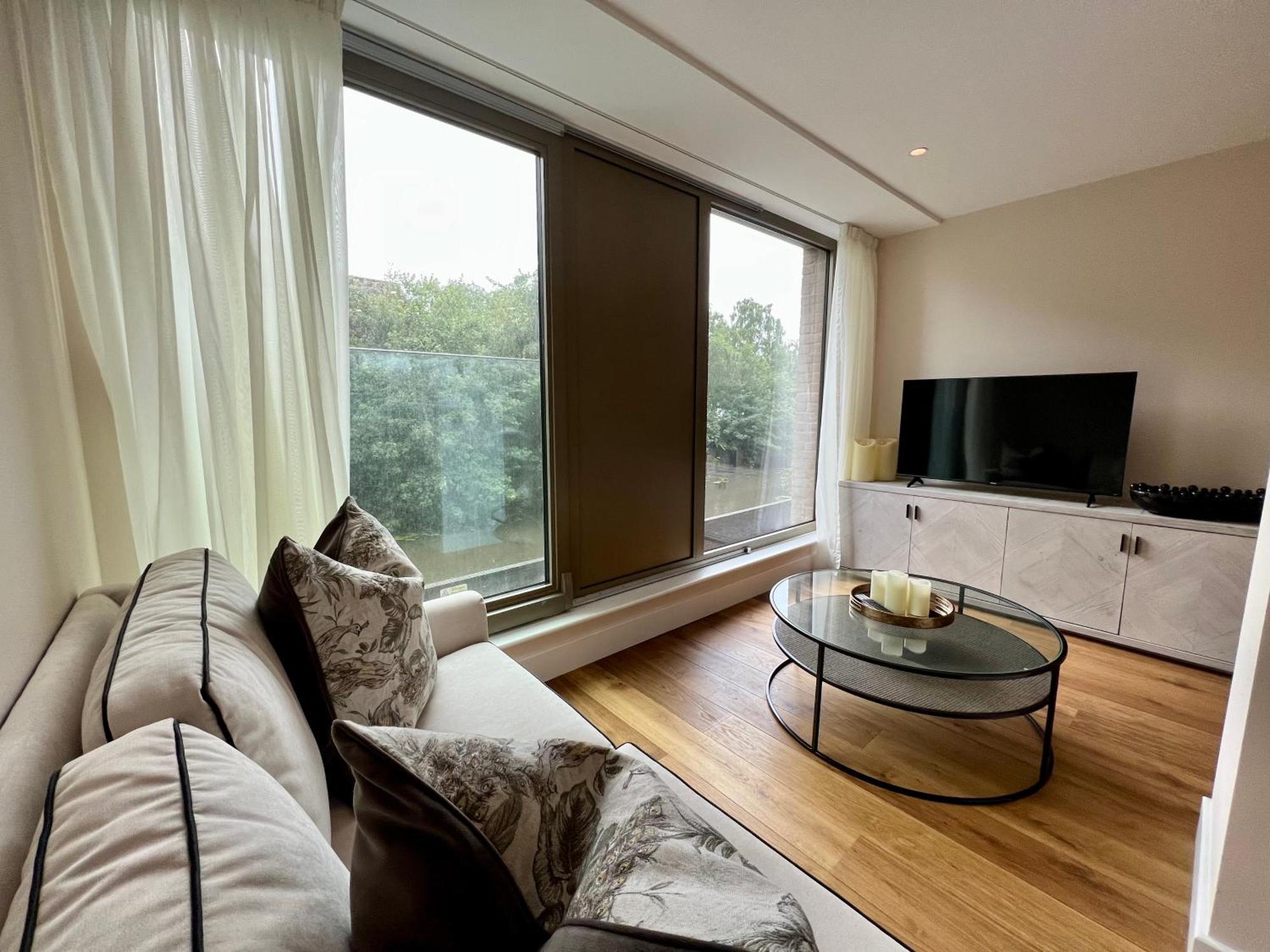 Apartamento The Noir Blanc Retreat At Ryedale House York Exterior foto